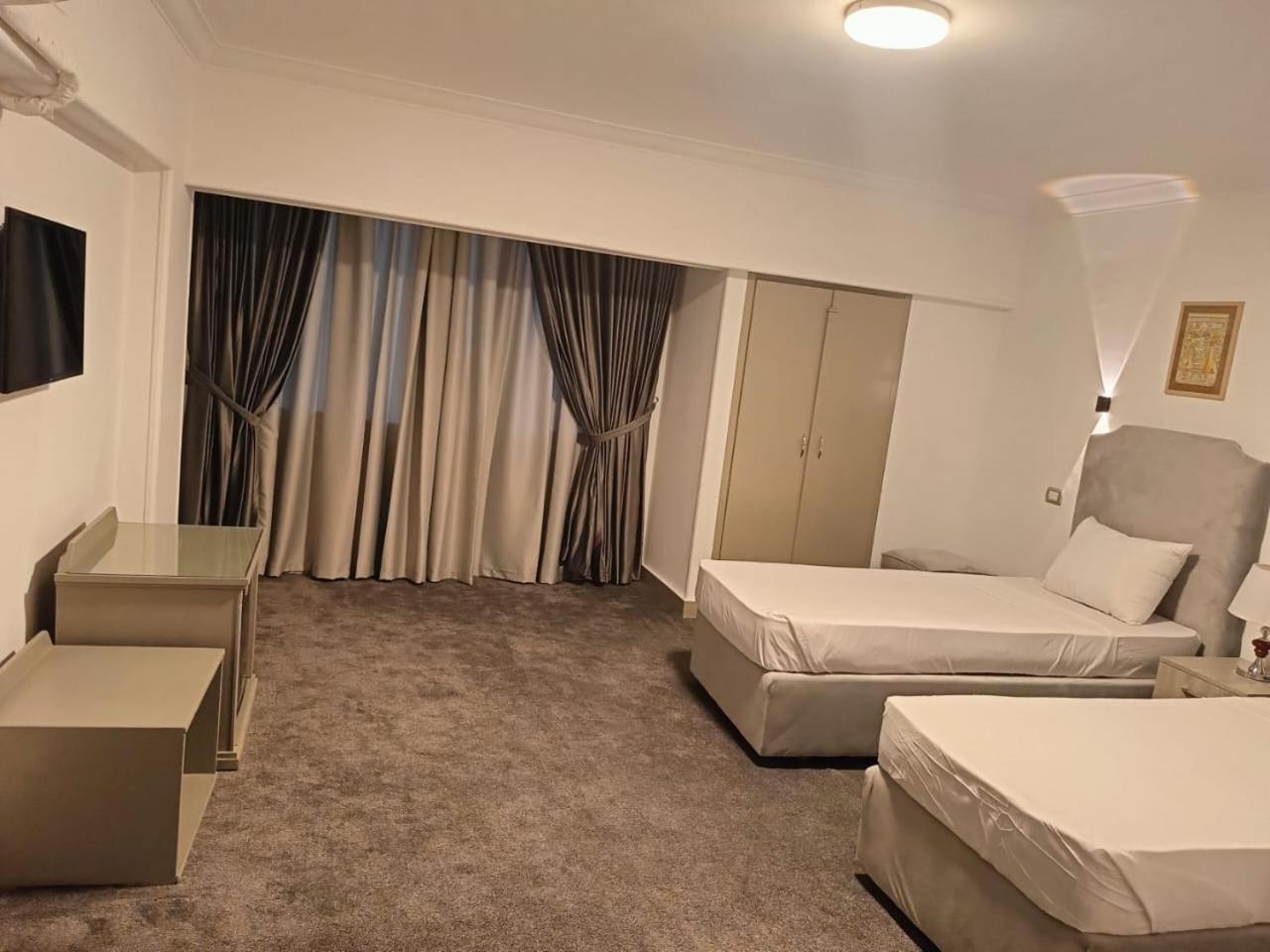 Aura Inn Hotel Cairo Giza Extérieur photo