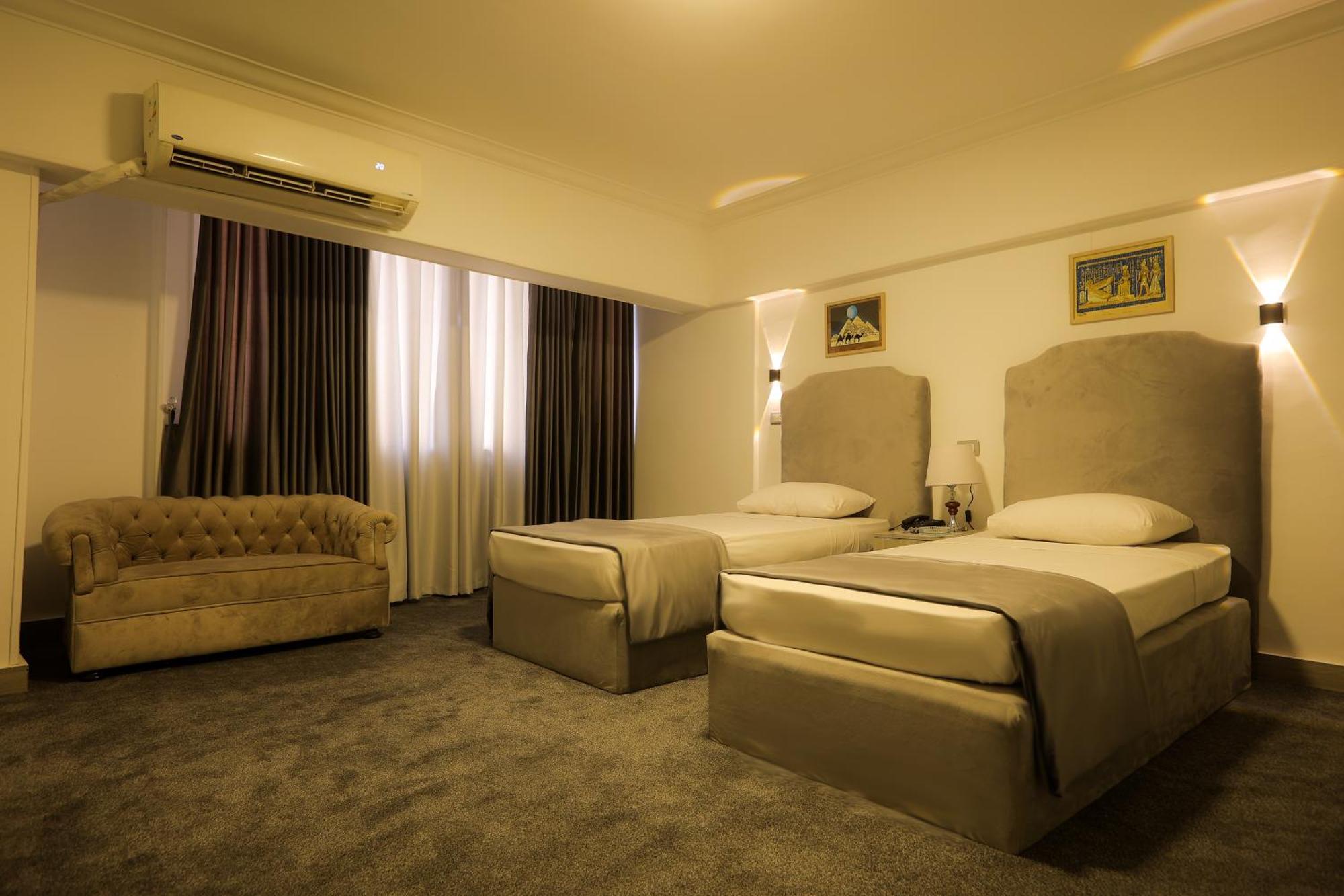 Aura Inn Hotel Cairo Giza Extérieur photo